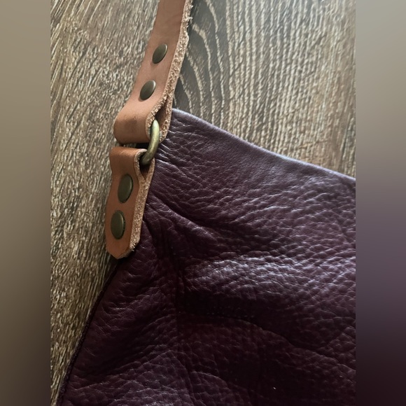 AWL SNAP fold down brown soft leather crossbody bag - Picture 8 of 14